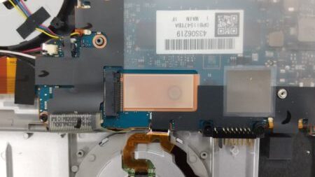 SSD取り付け部