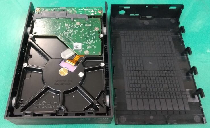 HD-LD2.0U3（内部と上蓋）